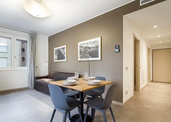 Lake Home Holiday Como