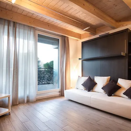 아파트 Lake Home Holiday