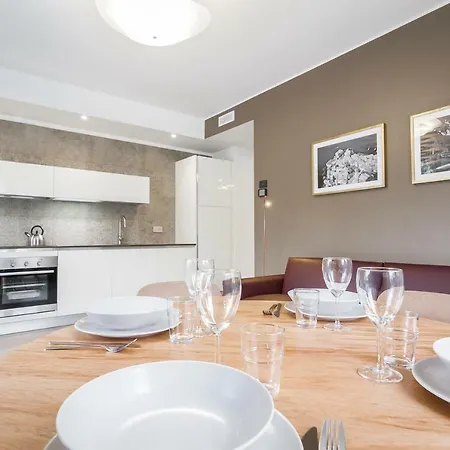 Lake Home Holiday 아파트 *