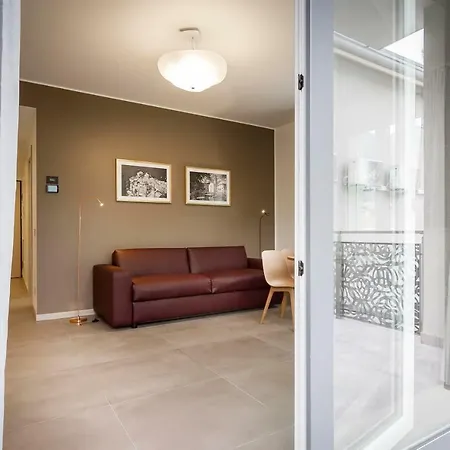 Lake Home Holiday 아파트 코모