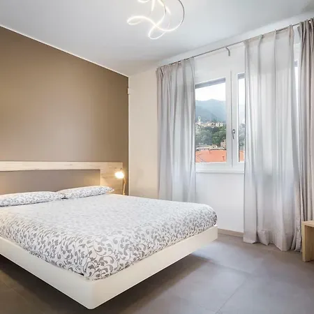 아파트 Lake Home Holiday 코모