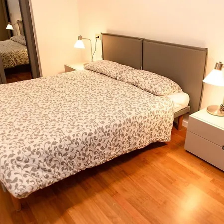 Lake Home Holiday 公寓 科莫