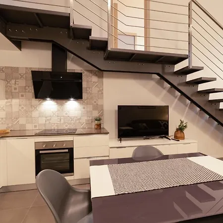 Lake Home Holiday 公寓