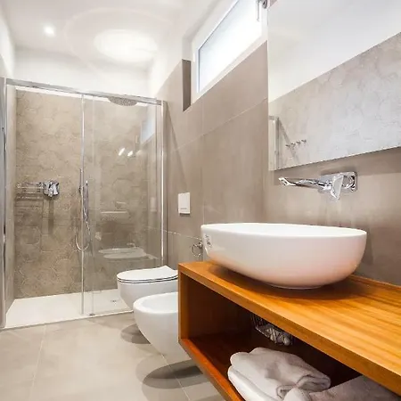 Lake Home Holiday 公寓 科莫