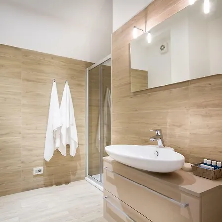 Lake Home Holiday 公寓 *