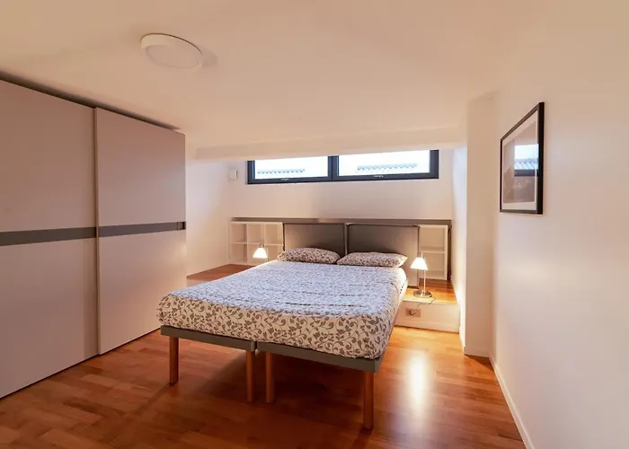 Lake Home Holiday 公寓